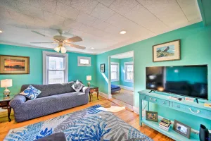 Image of Chincoteague House w/ Enclosed Porch + Deck