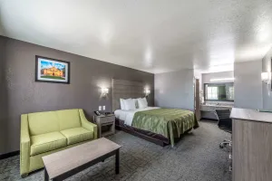 Image of Quality Inn I-10 East near Frost Bank Center