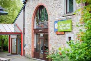 Image of Auberge de Jeunesse de La Roche - Champlon