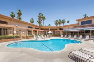Image of WorldMark Palm Springs - Plaza Resort and Spa