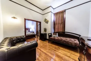 Image of Hotel DeFuniak