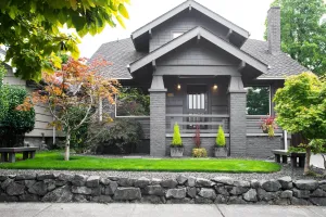 Image of Updated Tacoma Home with Patio 3 Mi to Downtown