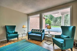 Image of Charming Kelso Home with Proximity to Cowlitz River!