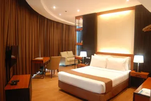 Image of Golden Peak Hotel & Suites powered by Cocotel