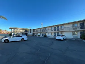 Image of Studio 6 Mojave, CA - Airport