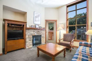 Image of 3506 - One Bedroom + Den Standard Powderhorn Lodge 1 Condo by RedAwning