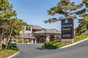 Image of Lincoln Sands Oceanfront Resort, Ascend Hotel Collection