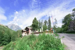 Image of Hotel Pass Lueg