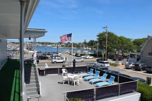 Image of Ocean Street Inn on Hyannis Harbor