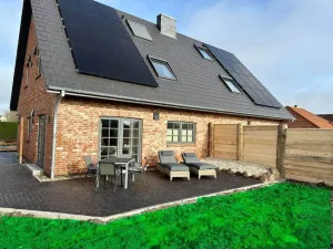 Image of Eiderhuus Modern Retreat