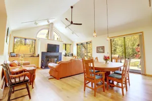 Image of 195 Summerwood 3 Bedroom Home by RedAwning