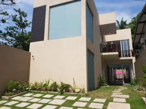 Image of Kings Landing Unawatuna