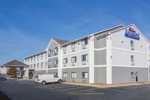 Image of Baymont by Wyndham Anderson