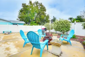 Image of 6 Mi to Beach, Beach Gear: Idyllic Bradenton Home