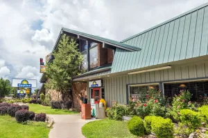 Image of Days Inn by Wyndham Show Low