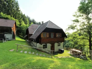 Image of Spacious Chalet with Sauna near Ski Area in Wolfsberg