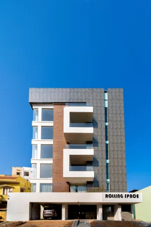 Image of Rolling space