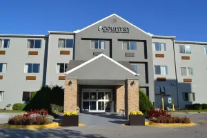Image of Country Inn & Suites by Radisson, Fairview Heights, IL