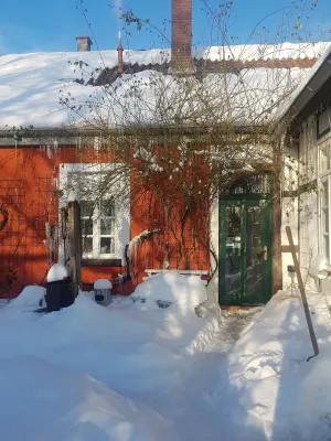 Image of Rosindell cottage
