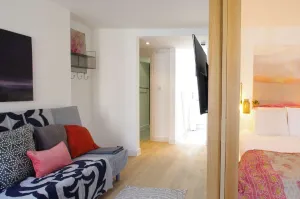 Image of The London Agent Fitzrovia Studio 2