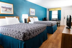Image of Riata Inn - Marfa