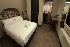 Image of Lion Peak Hotel Hamilton