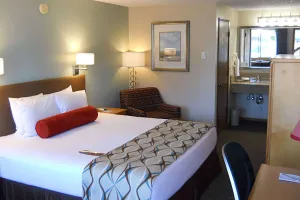 Image of Super 8 by Wyndham Florence OR