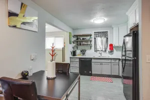 Image of 3 Mi to Dtwn Tacoma: Pet-friendly Home