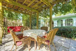 Image of 1 Mi to Dtwn Stuart: Home w/ Pergola & Garden!