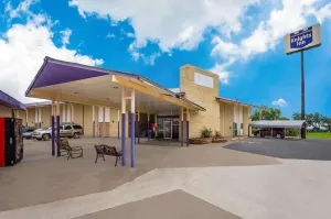 Image of Travelodge by Wyndham Oakley