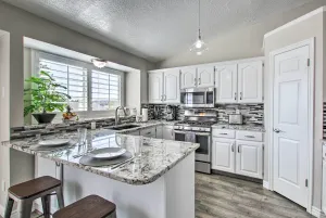 Image of 4 BR Home Near Hafb, Restaurants, & Snowbasin!