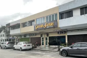 Image of OYO 90369 Safari Hotel Lumut
