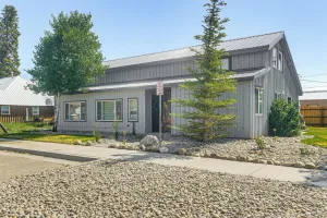 Image of Centrally Located Pinedale Vacation Rental!