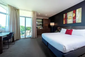 Image of Sfera's Park Suites & Convention Centre
