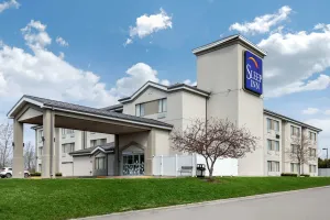 Image of Sleep Inn near Great Lakes Naval Base