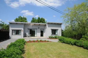 Image of Spacious Bungalow With Large Garden
