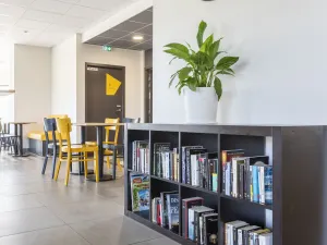 Image of B&B HOTEL Saint-Martin-de-Crau Alpilles Camargue