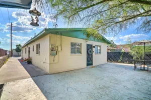 Image of El Paso Cottage - Walk to UMC and Texas Tech!