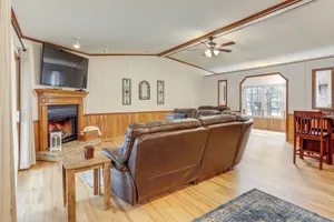 Image of < 1 Mi to Greers Ferry Lake: Dog-friendly Home!