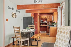 Image of Stylish Renovated Home Open Layout, Coffee Bar + Near Hiking & Waterfalls