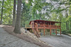 Image of Idyllic Blue Ridge Cabin ~ 1 Mi to Downtown!