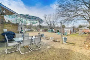 Image of Colonial Heights Home w/ Large Yard & BBQ Grill!