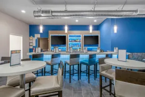 Image of Clarion Inn & Suites DFW North