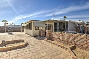 Image of Cozy Yuma Retreat with Furnished Patio and Grill!