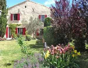 Image of Holiday House With Private Garden in Redortiers