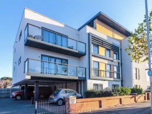 Image of Charming 2-bed Apartment in Christchurch