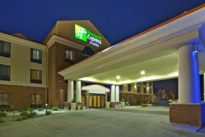 Image of Holiday Inn Express & Suites Springfield by IHG