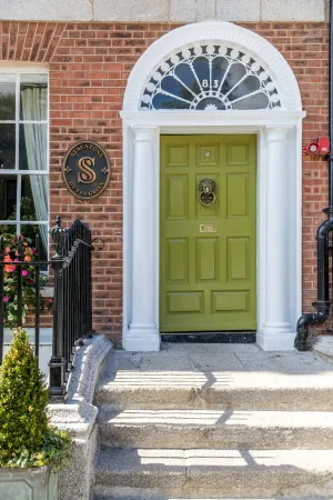 Image of Stauntons on the Green Hotel