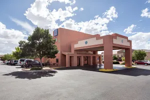 Image of Motel 6-Page, AZ