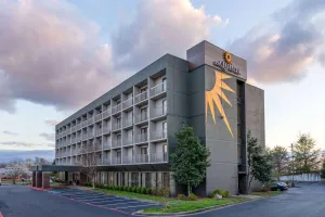 Image of La Quinta Inn & Suites by Wyndham Kingsport TriCities Airport